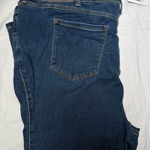 Torrid CROP MIDFIT
SUPER SKINNY